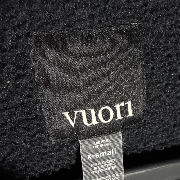 Vuori Alpine Sherpa Jacket, Black, size x-small XS - Picture 6 of 8